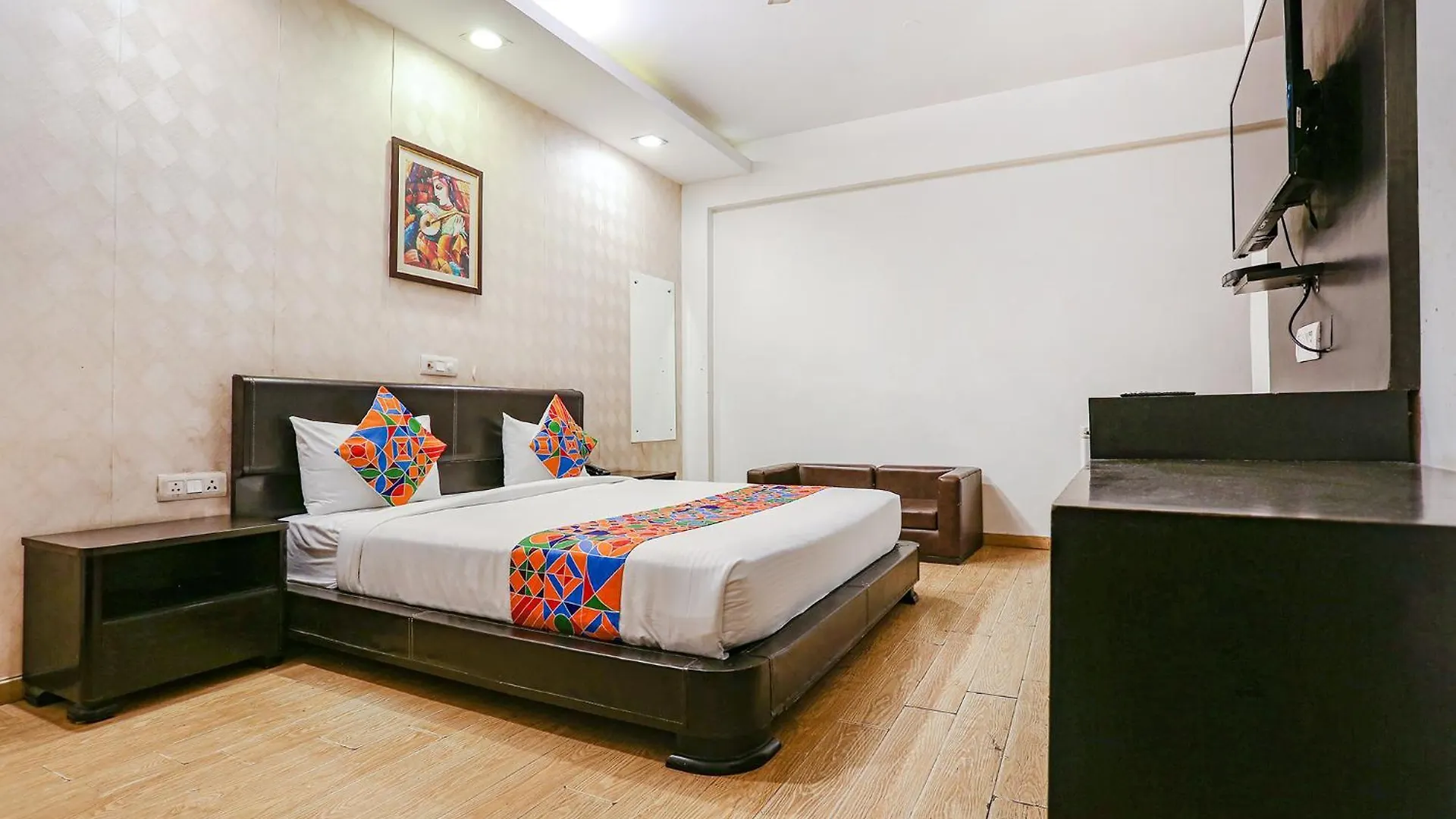 Fabhotel Premium Nest Gurgaon India