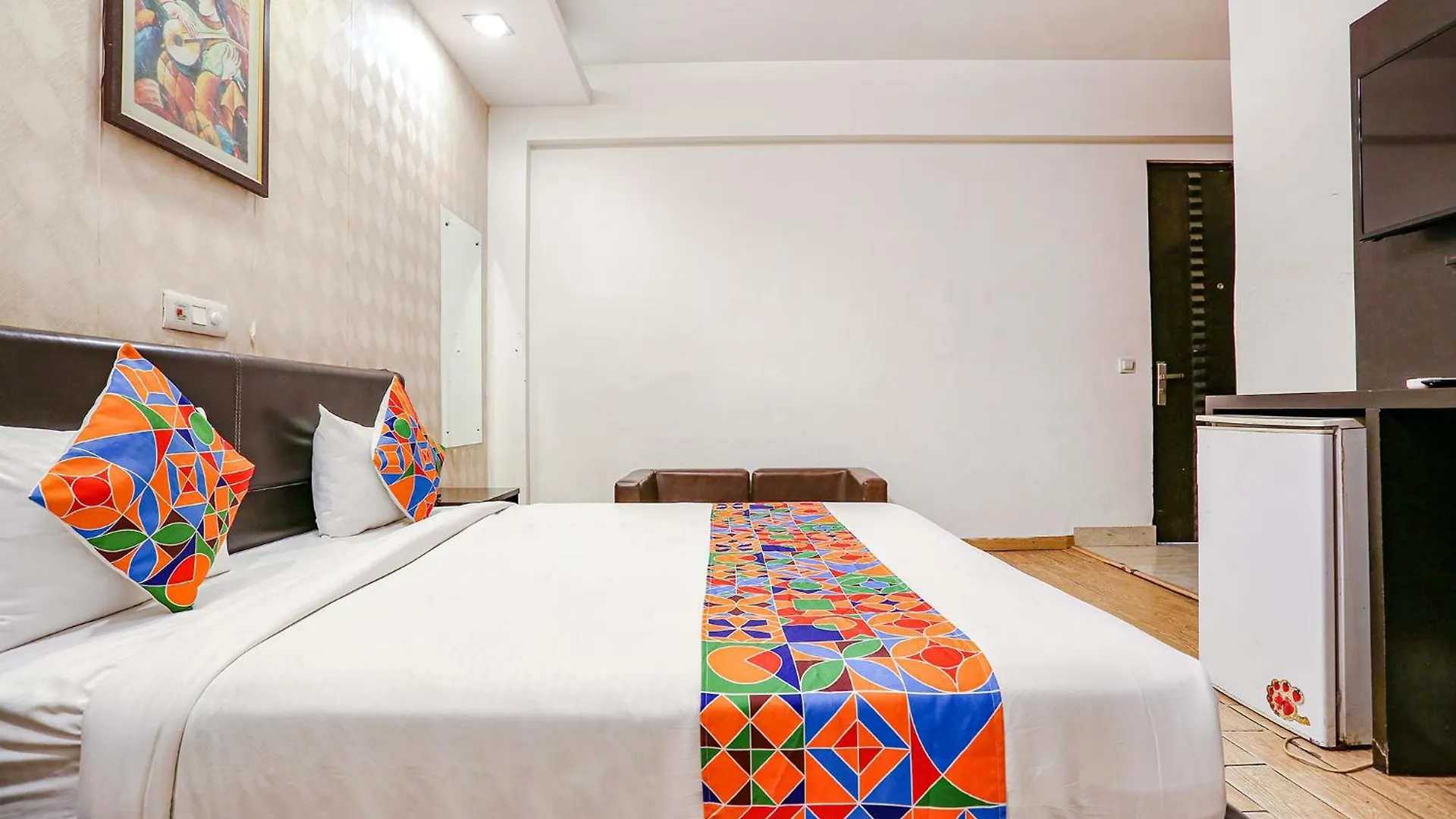Hotel Fabhotel Premium Nest Gurgaon